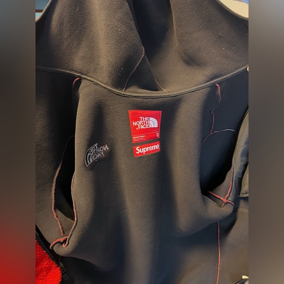 SUPREME 2020 FW THE NORTH FACE S LOGO FLEECE JACKET RED SIZE SMALL DS OG ALL - Picture 6 of 7